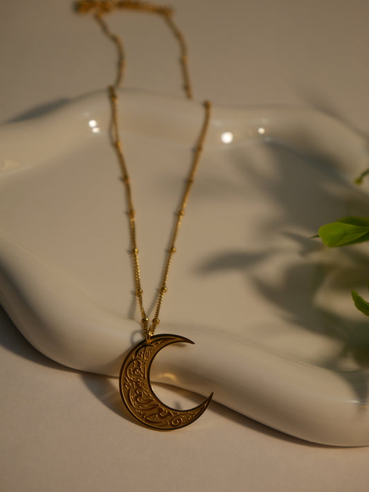 Crescent Moon Arabic Necklace