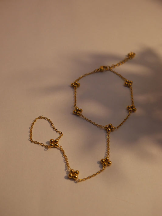 Blossom Beads Hand Chain